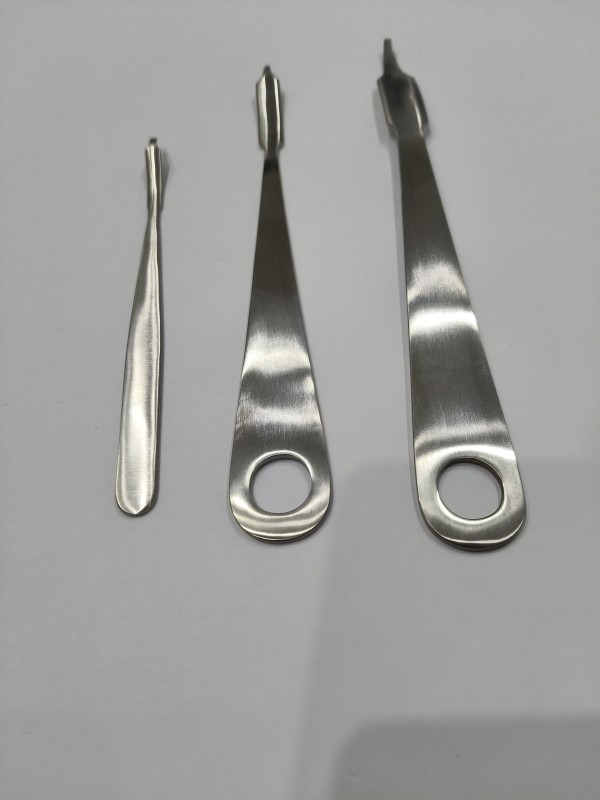 Hohmann Bone Lever Retractor